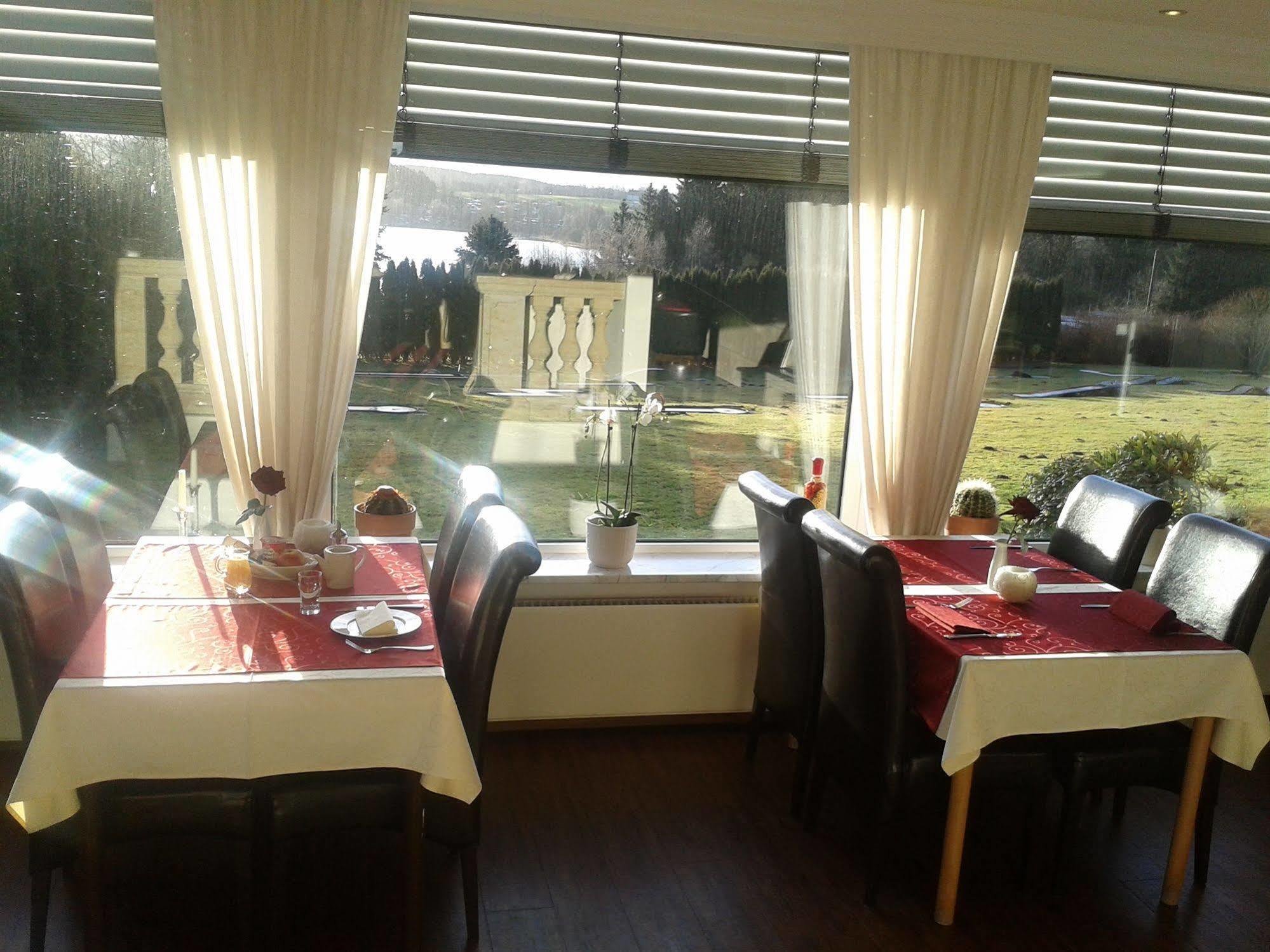 Waldhotel Marienheide Bagian luar foto